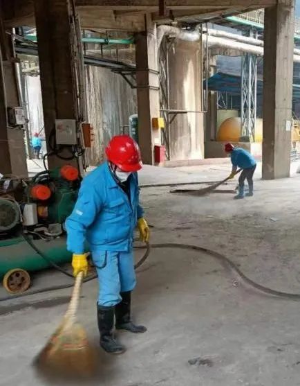 1674002213277057.jpg 180.jpg